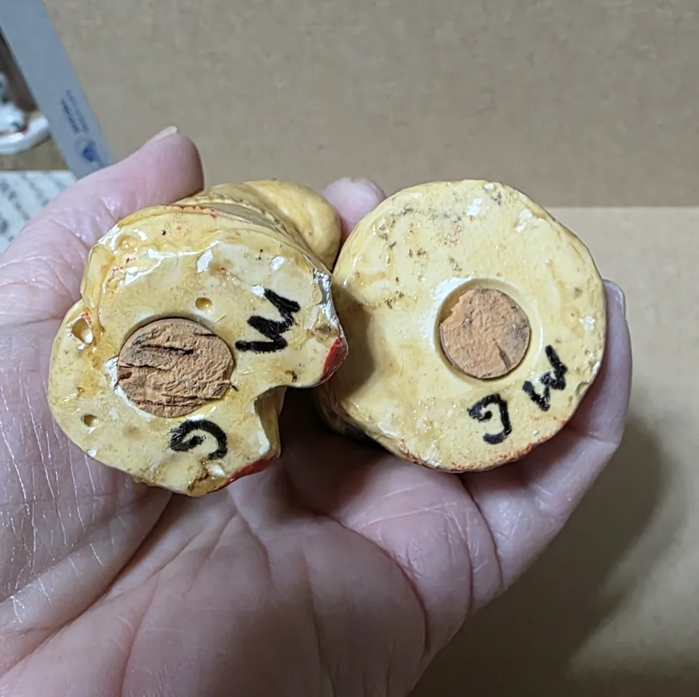 Vtg Native American Chalkware Salt Pepper Shaker Set Hand Painted #169